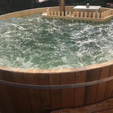 Paros Fahaz Balatonföldvár