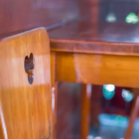 Paros Fahaz * Balatonföldvár