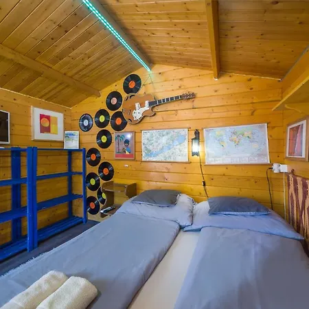 Paros Fahaz Balatonföldvár