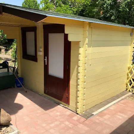 Paros Fahaz * Balatonföldvár