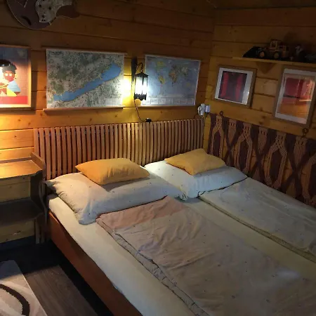 Paros Fahaz Apartmán Balatonföldvár