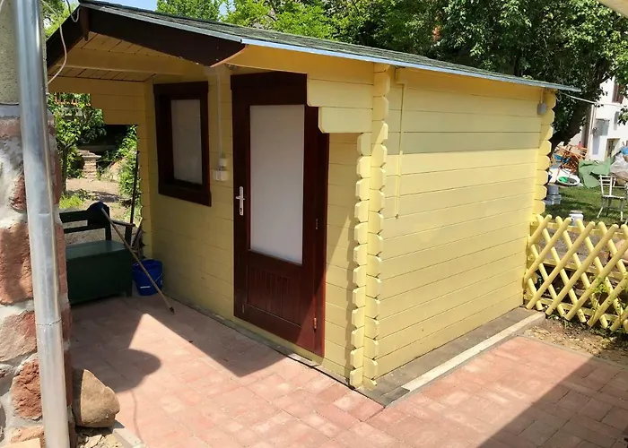 Paros Fahaz * Balatonföldvár